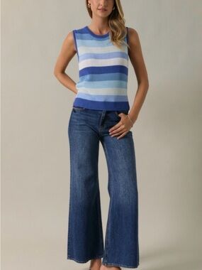 248. Blue Striped Knit Sleeveless Tank Top